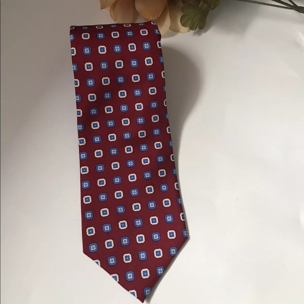 Brooks Brothers 100% Pure Silk Men's Tie Geometric